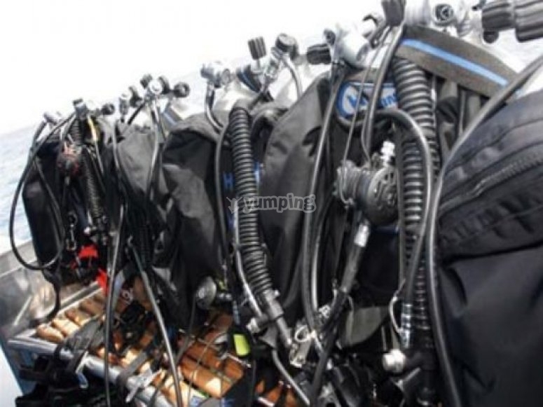 Alquiler de material de buceo Alquiler de material de buceo